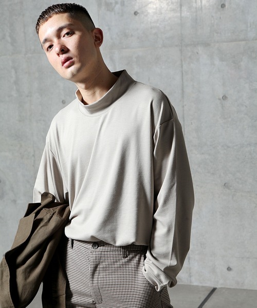 NILWAY（ニルウェイ）の「ヒートポンチハイネックカットソー（Tシャツ/カットソー・メンズ・カーキ/ベージュ/ホワイト/グレー/ブラック/ネイビー/ブラウン・X-LARGE/LARGE/MEDIUM）」の4枚目の写真