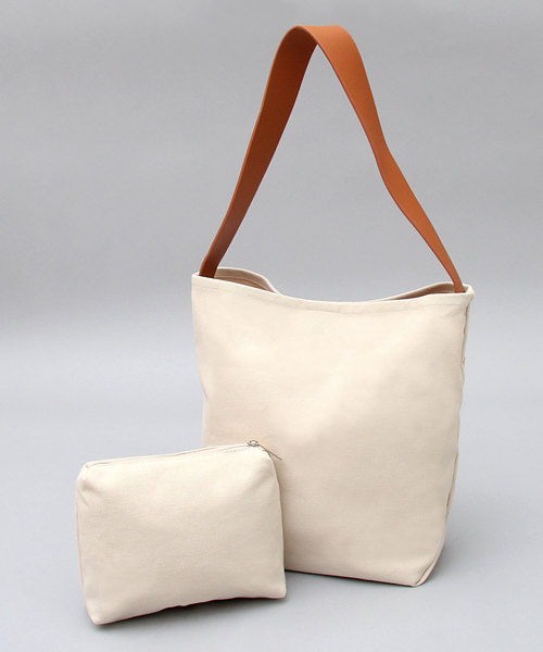 A.M.S.（エーエムエス）の「【A.M.S./エーエムエス】 キャンバス 肩掛け トートバッグ（ショルダーバッグ・レディース・ブラック/ナチュラル・FREE）」の6枚目の写真