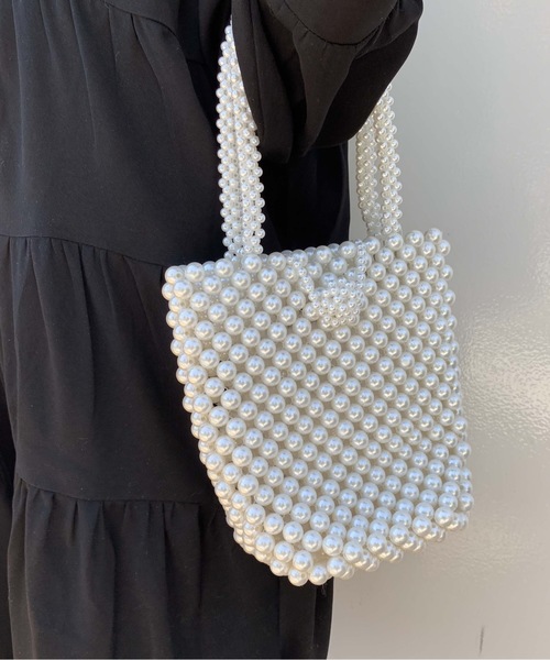 flower(フラワー)の「パーリーデコラティブバッグ(ハンドバッグ・レディース・ホワイト・FREE)」の1枚目の写真