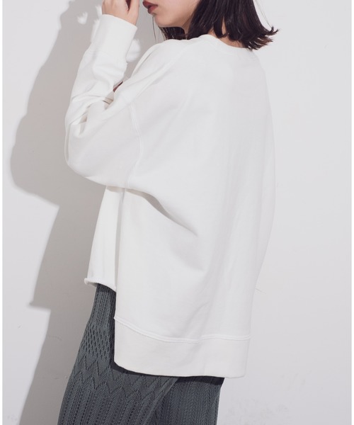 Aunt Marie's（アントマリーズ）の「AUNT MARIE'S カットオフスウェット（スウェット・レディース・ホワイト/ベージュ/グレー・FREE）」の2枚目の写真