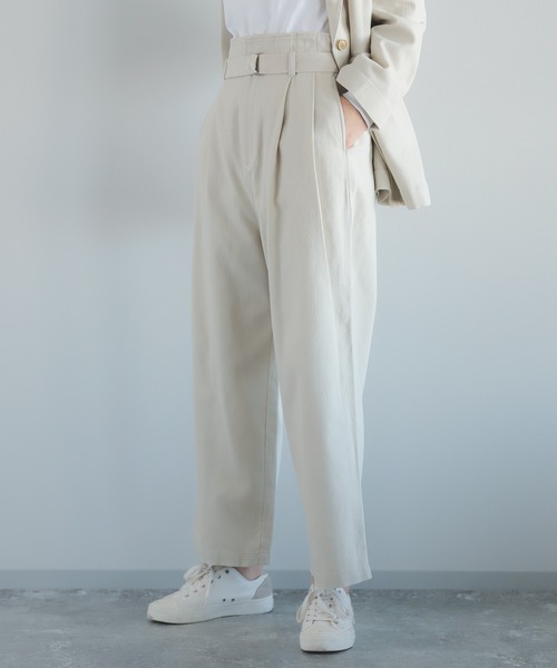 niko and...（ニコアンド）の「【CM着用アイテム】ベルトハイウエストパンツ（その他パンツ・レディース・ライトブルー/ベージュ/ブラウン・MEDIUM/LARGE）」の2枚目の写真