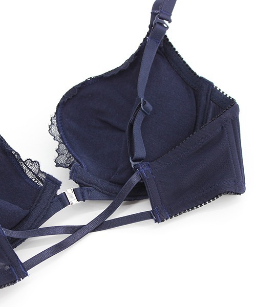 tu-hacci（ツーハッチ）の「フロントホックレースベールバックデザインブラジャー＆ショーツ　BCDカップ対応（ブラ&ショーツ・レディース・ピンク/ネイビー/ブラック・D70/C65/C80/C70/D65/C75/D75/D80/B70/B80/B75）」の13枚目の写真