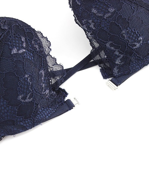 tu-hacci（ツーハッチ）の「フロントホックレースベールバックデザインブラジャー＆ショーツ　BCDカップ対応（ブラ&ショーツ・レディース・ピンク/ネイビー/ブラック・D70/C65/C80/C70/D65/C75/D75/D80/B70/B80/B75）」の14枚目の写真