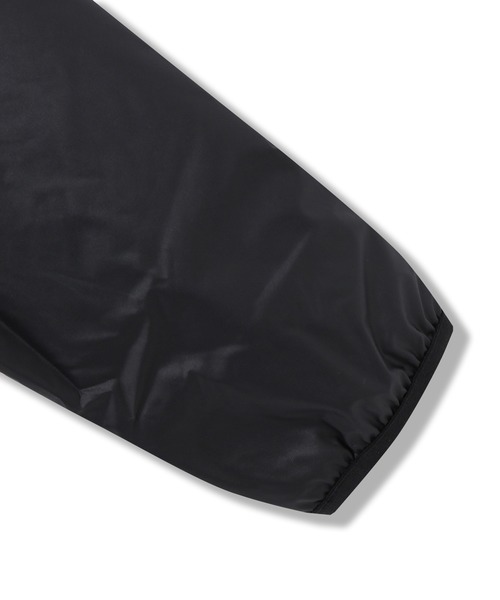 Reebok（リーボック）の「コア ウインドブレーカー / Core Windbreaker （ナイロンジャケット・レディース・ブラック/ピンク・XX-LARGE/SMALL/LARGE/MEDIUM/X-LARGE）」の7枚目の写真