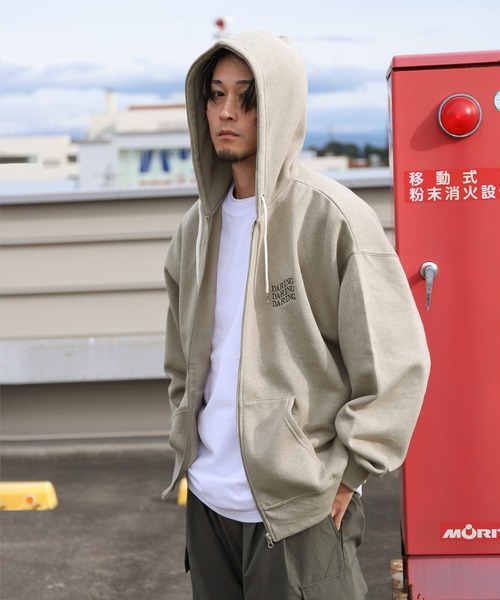 ZIP FIVE(ジップファイブ)の「【ZIP FIVE】ビッグシルエット ワンポイント ジップパーカー 無地 / ロゴ / キツネ 刺繍(パーカー・メンズ・ブルー/パープル/ベージュ/ホワイト/グリーン/グレー/ブラウン/ブラック/ネイビー/カーキ/アイボリー/オートミール/チャコール/ダークグリーン/パープル系/ロイヤルブルー/ブラウン系/アイボリー系/ブラック系/ダークグリーン系/パープル系1/ネイビー系/ホワイト系/グレー系その他/ブラウン系1/カーキ系/ブルー系その他/ブルー系/グレー系/ベージュ系/ホワイト系1/ダークグリーン系1/グレー系1/ホワイト系2/アイボリー系1/グレー系2/ブラック系1/ネイビー系1・MEDIUM/LARGE/X-LARGE)」の20枚目の写真