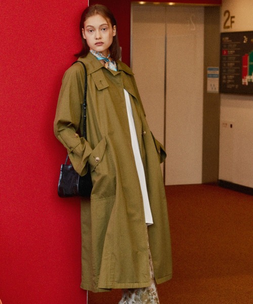 LA BELLE ETUDE（ラベルエチュード）の「【Belle vintage】 ミリタリーオーバートレンチコート（トレンチコート・レディース・イエロー/カーキ/ベージュ系その他・FREE）」の3枚目の写真