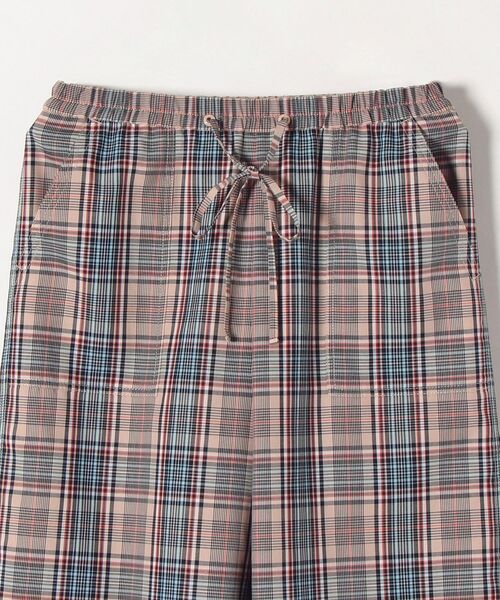 SHIPS any（シップス エニィ）の「SHIPS any: タック チェック イージー ベイカーパンツ◇（その他パンツ・レディース・ベージュ/グリーン・36/38）」の4枚目の写真