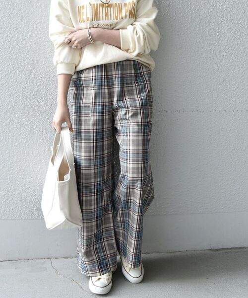 SHIPS any（シップス エニィ）の「SHIPS any: タック チェック イージー ベイカーパンツ◇（その他パンツ・レディース・ベージュ/グリーン・36/38）」の16枚目の写真