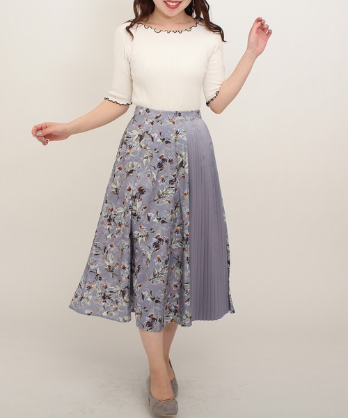 ASTORIA ODIER（アストリアオディール）の「メロウ配色リブプルオーバー（ニット/セーター・レディース・ホワイト/チャコールグレー/ブルー/グレイッシュベージュ/ラベンダー・MEDIUM/SMALL）」の17枚目の写真