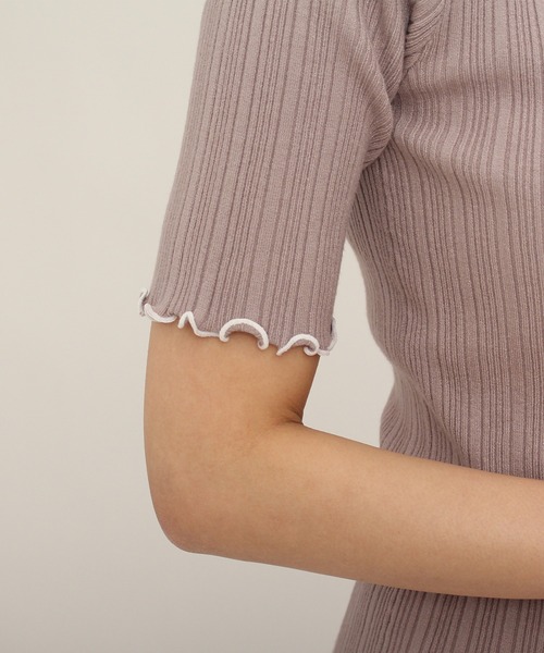 ASTORIA ODIER（アストリアオディール）の「メロウ配色リブプルオーバー（ニット/セーター・レディース・ホワイト/チャコールグレー/ブルー/グレイッシュベージュ/ラベンダー・MEDIUM/SMALL）」の12枚目の写真