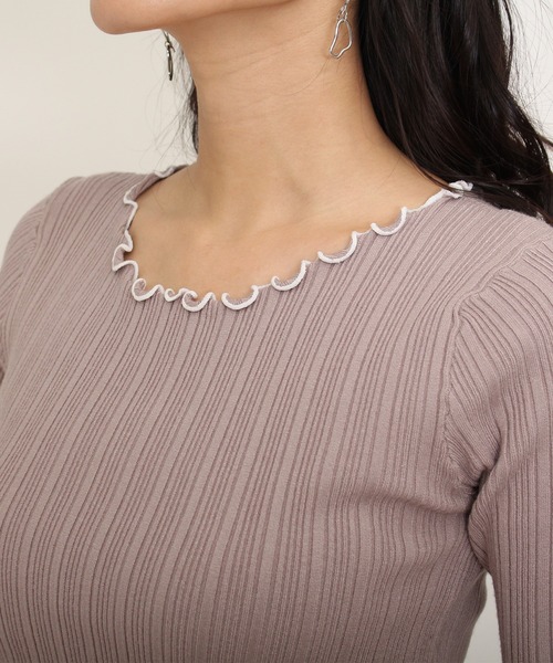 ASTORIA ODIER（アストリアオディール）の「メロウ配色リブプルオーバー（ニット/セーター・レディース・ホワイト/チャコールグレー/ブルー/グレイッシュベージュ/ラベンダー・MEDIUM/SMALL）」の11枚目の写真