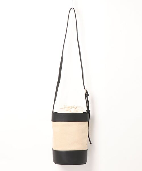 HONEYSUCKLE ROSE（ハニーサックルローズ）の「【HONEYSUCKLE ROSE】雑材ショルダー（ショルダーバッグ・レディース・ブラック/グリーン・ONE SIZE）」の4枚目の写真