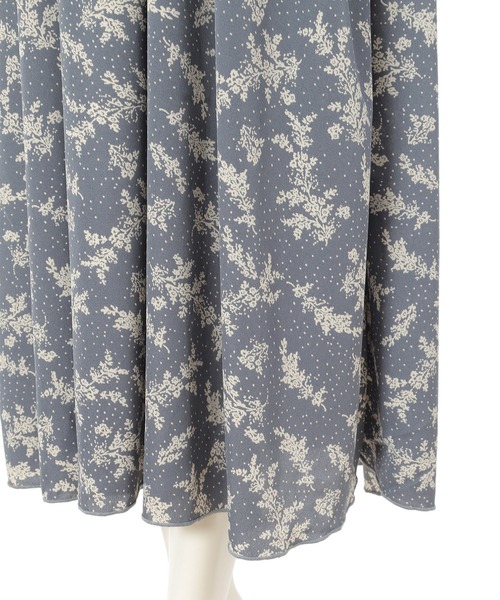 fifth(フィフス)の「バックシャンカシュクールシックフラワーワンピース(ワンピース・レディース・ブラック/ブルー・MEDIUM)」の7枚目の写真