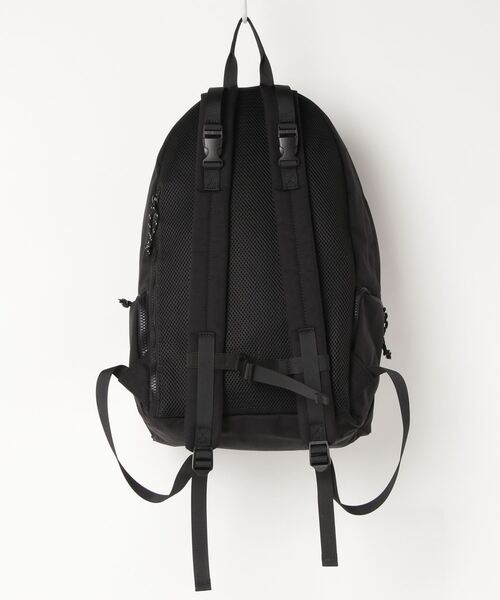 Lee（リー）の「Lee/リー　撥水ナイロン ロゴ入り  バックパック（バックパック/リュック・メンズ・ブラック/ベージュ・FREE）」の6枚目の写真