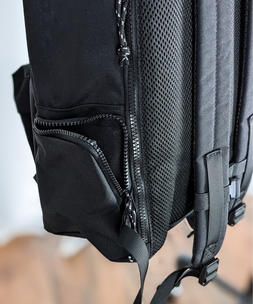 Lee（リー）の「Lee/リー　撥水ナイロン ロゴ入り  バックパック（バックパック/リュック・メンズ・ブラック/ベージュ・FREE）」の21枚目の写真