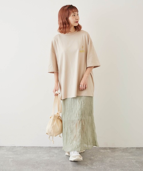 timecapsule（タイムカプセル）の「【timecapsule】「パフェと女の子」刺繍半袖ビッグTシャツ（Tシャツ/カットソー・レディース・ホワイト/ミント/ベージュ系その他/ライトベージュ・FREE）」の6枚目の写真