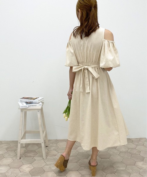 apres jour（アプレジュール）の「肩あきワンピース【ZOZOTOWN限定アイテム】【6PO】（ワンピース・レディース・モカ/ライトベージュ/アイボリー・X-LARGE/フリー）」の22枚目の写真