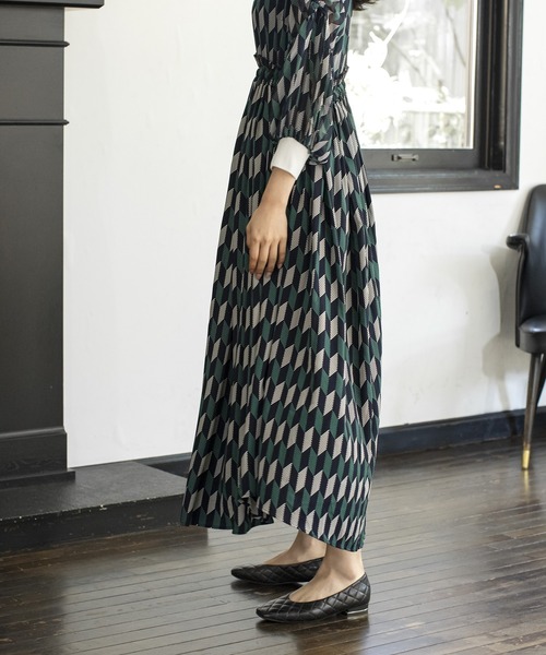 HIMIKO（ヒミコ）の「【Made in Japan】【HIMIKO】スクエアトゥキルティングパンプス/611309（パンプス・レディース・ブラック/ブラウン/アイボリー・23.5cm/24.5cm/23.0cm/24.0cm/22.5cm/25.0cm）」の11枚目の写真