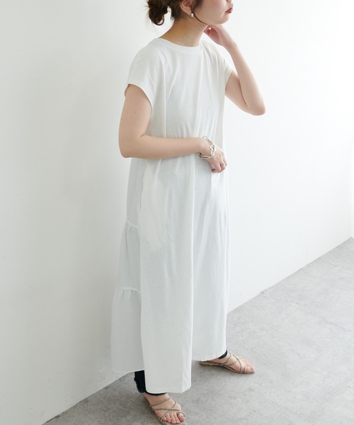 natural couture(ナチュラルクチュール)の「【WEB限定カラー有り】バックシャツティアードTワンピース(ワンピース・レディース・オフホワイト/ブラック/ベージュ/ブラウン/ミント/レッド・FREE)」の7枚目の写真