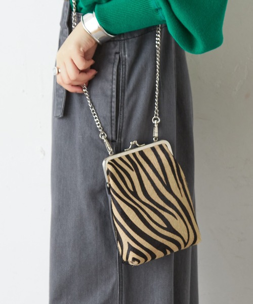 CIAOPANIC TYPY（チャオパニックティピー）の「【LAURA DI MAGGIO】がま口BAG（ショルダーバッグ・レディース・ブラック/ベージュ・ONE SIZE）」の6枚目の写真