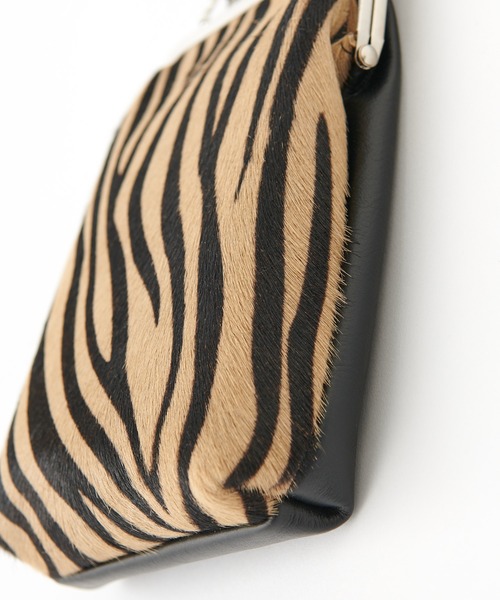 CIAOPANIC TYPY（チャオパニックティピー）の「【LAURA DI MAGGIO】がま口BAG（ショルダーバッグ・レディース・ブラック/ベージュ・ONE SIZE）」の12枚目の写真