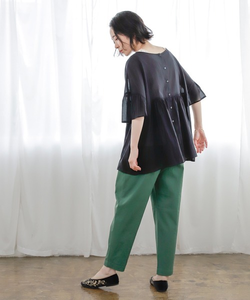 studio CLIP（スタディオクリップ）の「サラサラ快適テーパードパンツ[プラスサイズあり]（その他パンツ・レディース・グリーン/モーブ系/イエロー/スモーク・SMALL/MEDIUM/LARGE/X-LARGE/XX-LARGE/XXX-LARGE）」の16枚目の写真