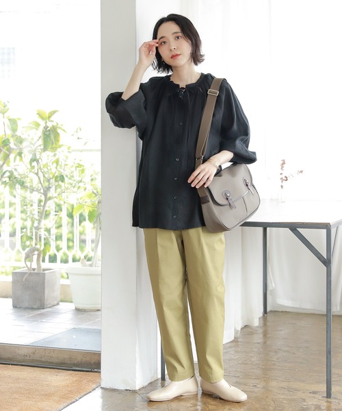 studio CLIP（スタディオクリップ）の「サラサラ快適テーパードパンツ[プラスサイズあり]（その他パンツ・レディース・グリーン/モーブ系/イエロー/スモーク・SMALL/MEDIUM/LARGE/X-LARGE/XX-LARGE/XXX-LARGE）」の22枚目の写真