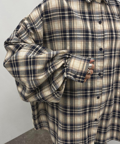 apres jour mignon（アプレジュールミニョン）の「チェックルーズシャツ【ZOZOTOWN限定アイテム】（シャツ/ブラウス・レディース・ネイビー/グリーン/ボルドー・フリー/X-LARGE）」の15枚目の写真