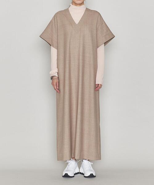 ASTRAET（アストラット）の「＜ASTRAET（アストラット）＞W/PE Vネック マキシワンピース（ワンピース・レディース・ベージュ/ダークグレー・FREE）」の14枚目の写真