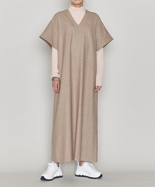 ASTRAET（アストラット）の「＜ASTRAET（アストラット）＞W/PE Vネック マキシワンピース（ワンピース・レディース・ベージュ/ダークグレー・FREE）」の8枚目の写真
