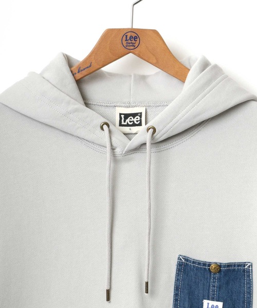 Lee（リー）の「Lee/リー デニムポケット ワンポイント ピスネームロゴ スウェット パーカー（パーカー・メンズ・ライトグレー/ブラック/ベージュ/ブルー・S/M/L/XL）」の8枚目の写真