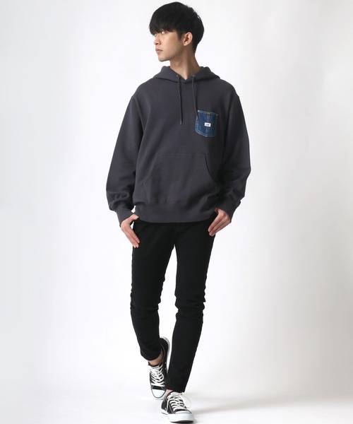 Lee（リー）の「Lee/リー デニムポケット ワンポイント ピスネームロゴ スウェット パーカー（パーカー・メンズ・ライトグレー/ブラック/ベージュ/ブルー・S/M/L/XL）」の20枚目の写真