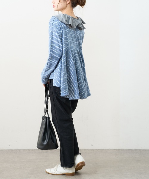 PUAL CE CIN（ピュアルセシン）の「小花抜染プリント後ろフレアロングスリーブ（Tシャツ/カットソー・レディース・チャコール/ブラウン/ベージュ/ブルー・FREE）」の17枚目の写真