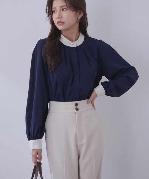 vis-`a-vis（ビサビ）の「【追加生産】【WEB限定】ドット/無地の2パターン。パール釦付きバイカラータック長袖ブラウス（シャツ/ブラウス・レディース・グリーン/パープル系その他/ピンク系その他2/ブラック系その他/オフホワイト/ネイビー/ブルー系その他7/ホワイト・FREE）」の6枚目の写真