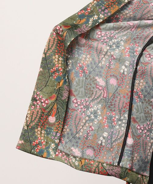 MAISON SCOTCH(メゾンスコッチ)の「ボタニカルプリント ジャケット【163661】(テーラードジャケット・レディース・グリーン系その他・X-SMALL/SMALL)」の7枚目の写真