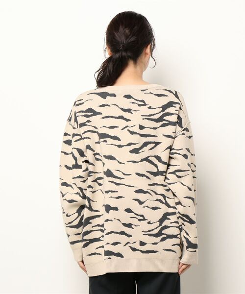 Lui's（ルイス）の「ゼブラ柄ジャガードプルオーバー（ニット/セーター・レディース・ブラック/ホワイト系その他・FREE）」の5枚目の写真