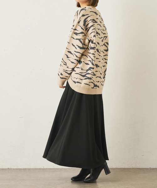 Lui's（ルイス）の「ゼブラ柄ジャガードプルオーバー（ニット/セーター・レディース・ブラック/ホワイト系その他・FREE）」の7枚目の写真