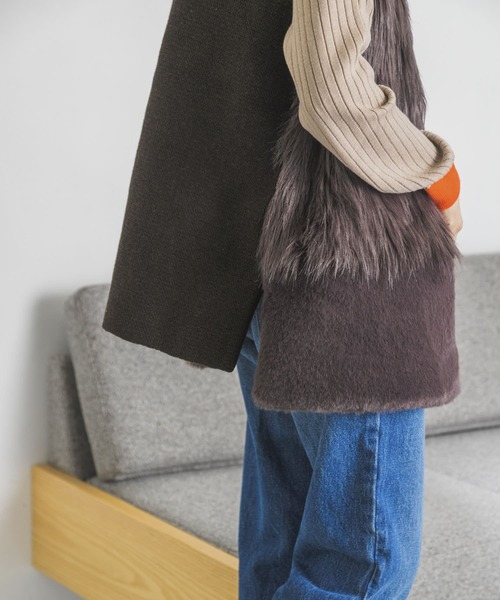 ADAWAS（アダワズ）の「ADAWAS　ECO FUR GILET（ベスト・レディース・ベージュ/ブラウン・FREE）」の15枚目の写真