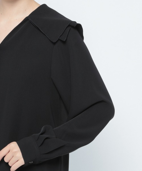 yuw(ユウ)の「DOUBLE COLLAR BLOUSE 237111(シャツ/ブラウス・レディース・ホワイト/ブラック/ブルー・FREE)」の5枚目の写真