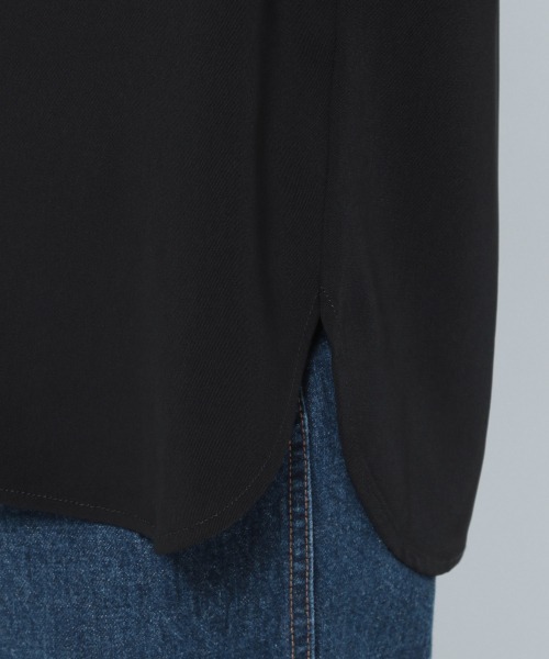 yuw(ユウ)の「DOUBLE COLLAR BLOUSE 237111(シャツ/ブラウス・レディース・ホワイト/ブラック/ブルー・FREE)」の19枚目の写真