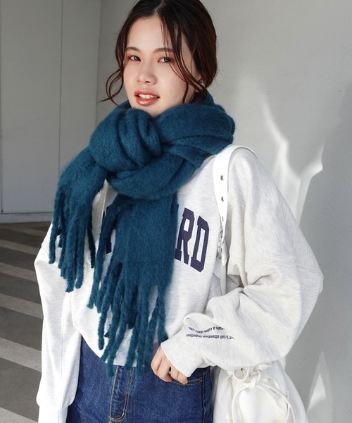 CORNERS(コーナーズ)の「フリンジボリュームマフラー(マフラー・レディース・グリーン/アイボリー/ブルー/ブラック/ブラウン/オレンジ/ピンク/ダークグリーン/テラコッタ/イエロー/ラベンダー/ライラック/コーラル/ミント/カーキ/パープル/スモークピンク/キャメル/フューシャピンク/ベージュ系その他/マスタード/ダークカーキ/ライトブルー/グレー/レッド/シャーベット/ライトカーキ/モスグリーン・FREE)」の7枚目の写真