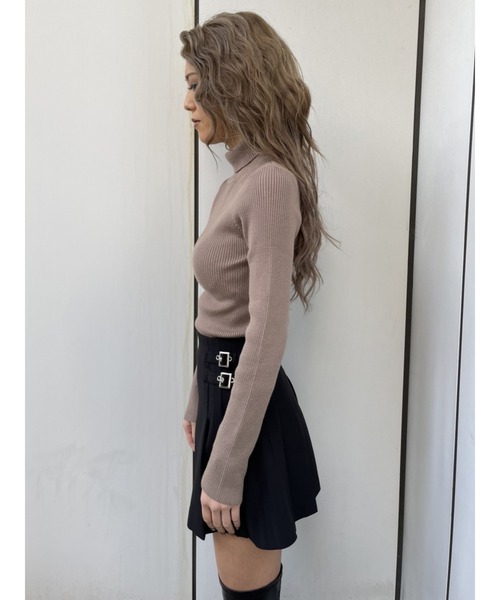 EGOIST（エゴイスト）の「タートルリブニットトップス（ニット/セーター・レディース・ライトブラウン/ブラック/グリーン/アイボリー・FREE）」の6枚目の写真