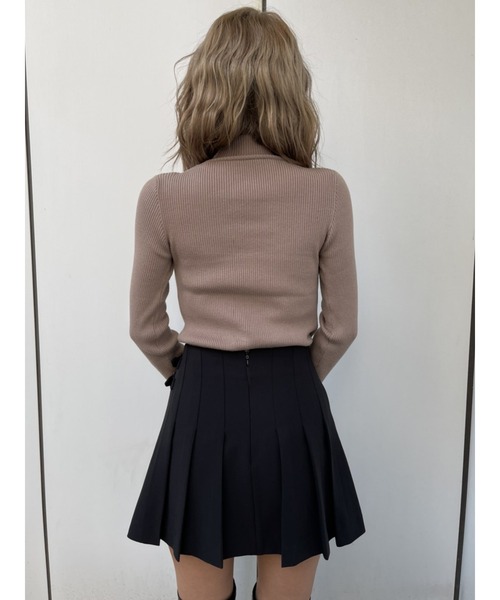 EGOIST（エゴイスト）の「タートルリブニットトップス（ニット/セーター・レディース・ライトブラウン/ブラック/グリーン/アイボリー・FREE）」の5枚目の写真