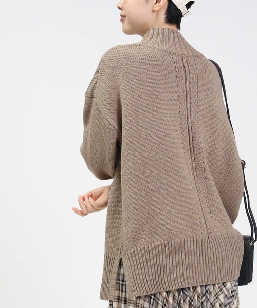 HONEYSUCKLE ROSE（ハニーサックルローズ）の「【HONEYSUCKLE ROSE】アウトリンキングニット（ニット/セーター・レディース・イエロー/ブラック/ブルー/パープル/ベージュ/オフホワイト・L/M）」の11枚目の写真