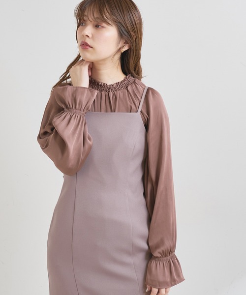 natural couture(ナチュラルクチュール)の「【WEB限定】便利なシャーリングボリューム袖ブラウス(シャツ/ブラウス・レディース・ブラウン/アイボリー/ラベンダー/スミクロ・FREE)」の14枚目の写真