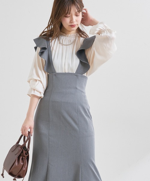 natural couture(ナチュラルクチュール)の「【WEB限定】便利なシャーリングボリューム袖ブラウス(シャツ/ブラウス・レディース・ブラウン/アイボリー/ラベンダー/スミクロ・FREE)」の7枚目の写真