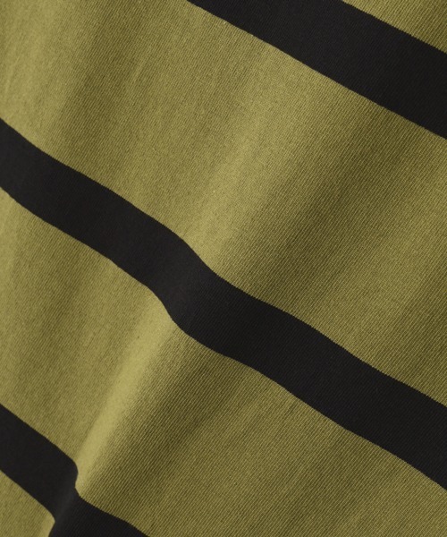 MHL.（エムエイチエル）の「WIDE STRIPE DRY JERSEY（Tシャツ/カットソー・メンズ・ブラック/オリーブ・X-LARGE/MEDIUM/LARGE）」の4枚目の写真