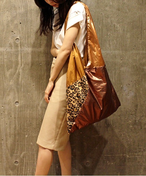 CONTROL FREAK（コントロールフリーク）の「CONTROL FREAK(コントロールフリーク)シャイニーMIXビッグショッパー（トートバッグ・レディース・ブラウン/カーキ/シルバー・FREE）」の7枚目の写真