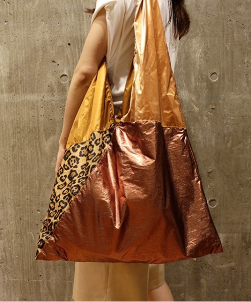 CONTROL FREAK（コントロールフリーク）の「CONTROL FREAK(コントロールフリーク)シャイニーMIXビッグショッパー（トートバッグ・レディース・ブラウン/カーキ/シルバー・FREE）」の5枚目の写真