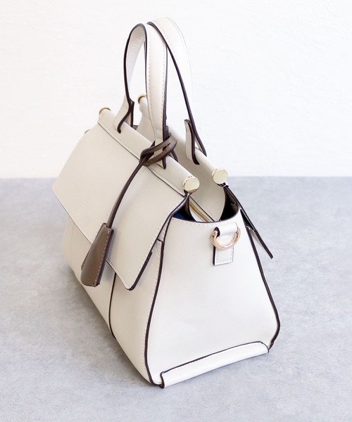 MIAN (ミアン)の「【ドラマ着用 / 詳細動画あり】ANNABEL / ダブルフラップ2wayハンドバッグ(ハンドバッグ・レディース・グリーン/ブラック/モカ/アイボリー/ダークブラウン/チャコールグレー/ボルドー/ライトイエロー/ミント/レッド・FREE)」の16枚目の写真